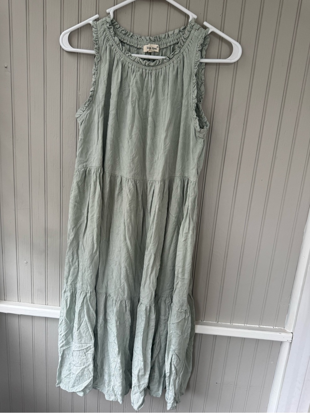 indigo soul Sleeveless Tiered Midi Dress - Sage Green
